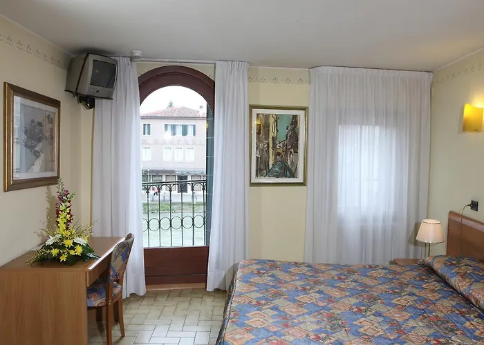Albergo Alla Campana